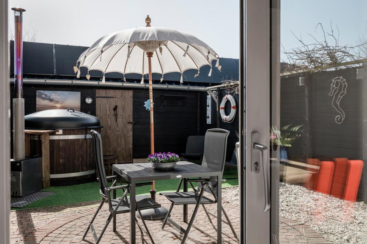 Strandhuis De Zeeparel Met Hottub Петен Екстериор снимка