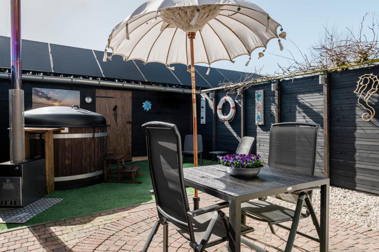 Strandhuis De Zeeparel Met Hottub Петен Екстериор снимка