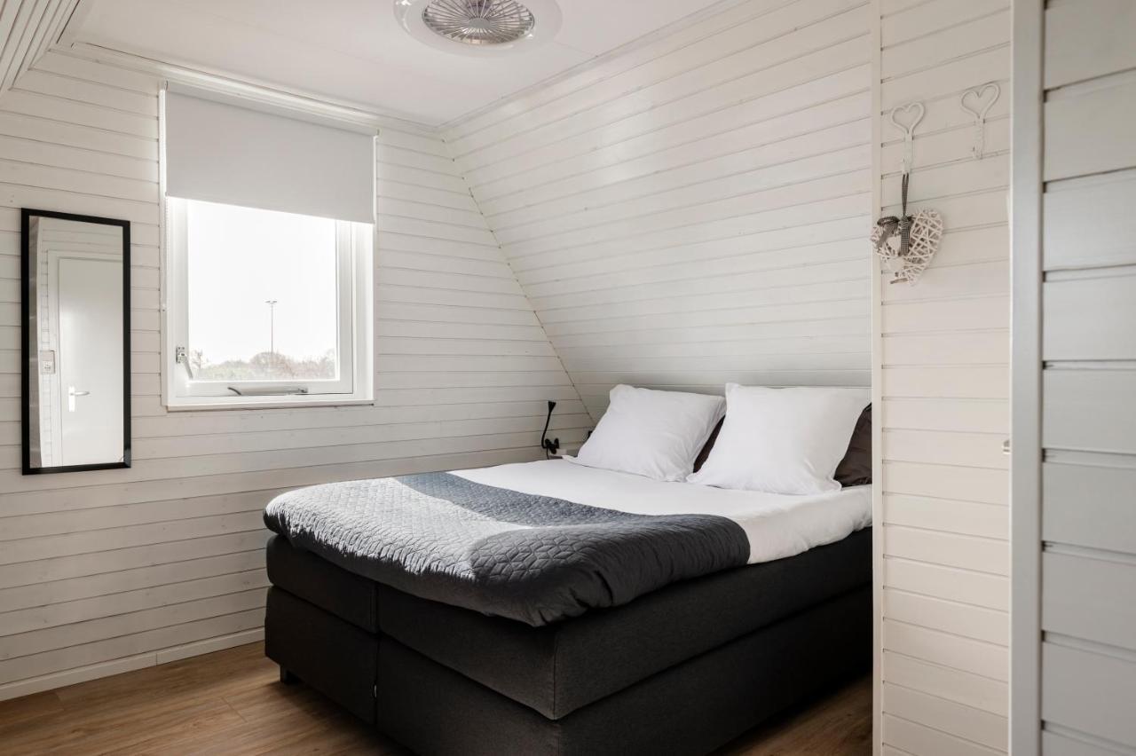 Strandhuis De Zeeparel Met Hottub Петен Екстериор снимка